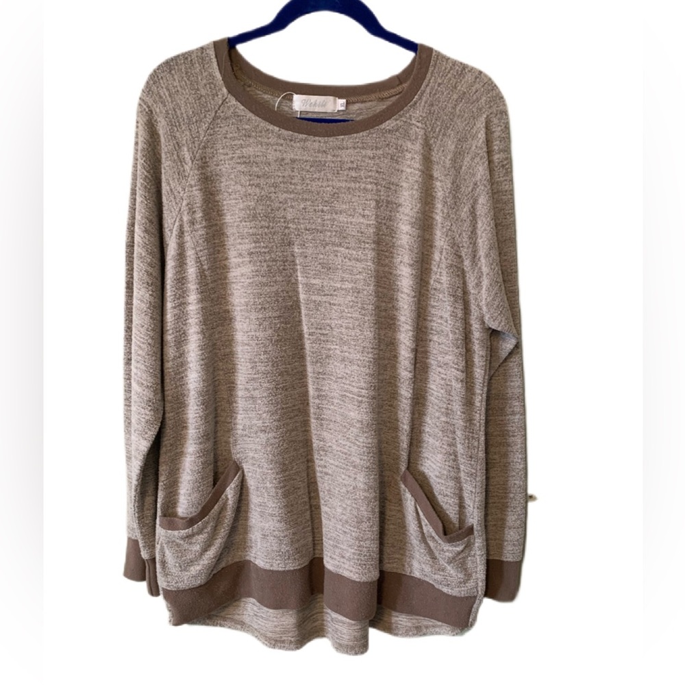 Wekili Cream Colored Long Sleeved Top with Pockets Size XL